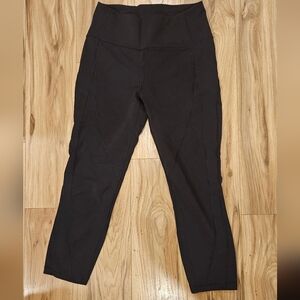 Black lulu lemon workout capri pants